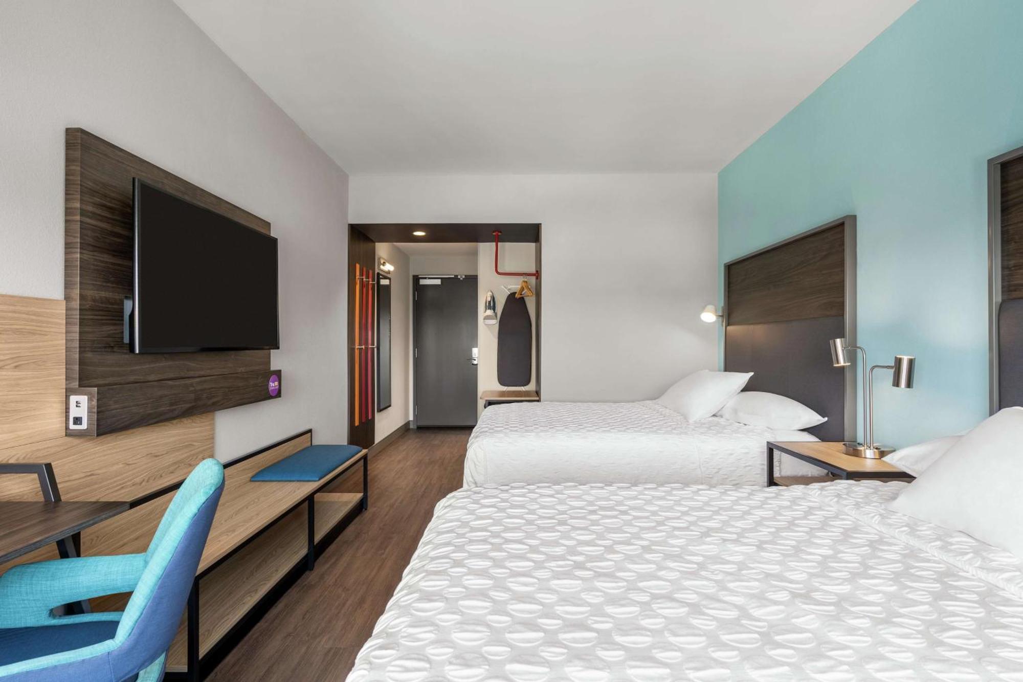 Tru By Hilton Hershey Chocolate Avenue Экстерьер фото