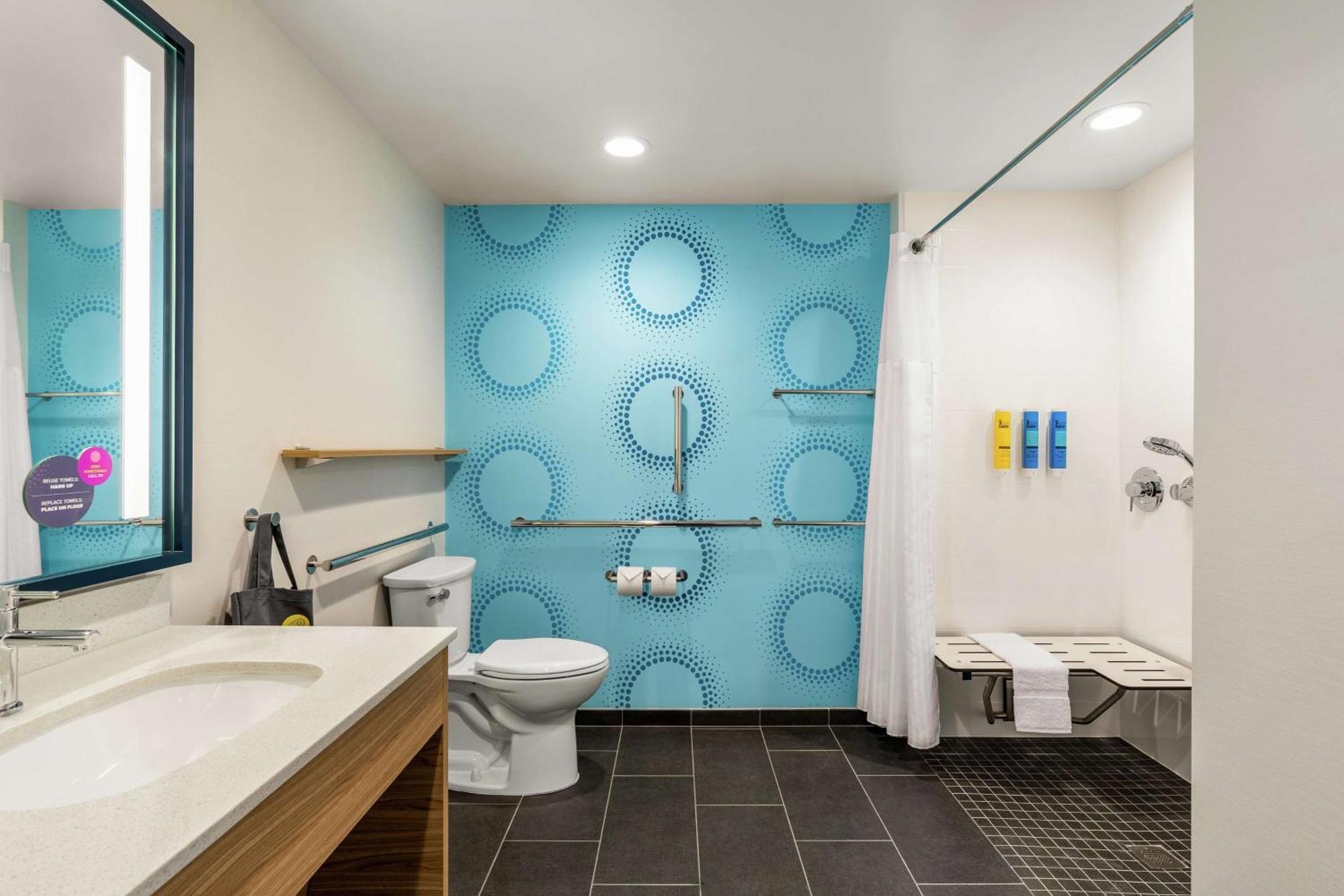 Tru By Hilton Hershey Chocolate Avenue Экстерьер фото